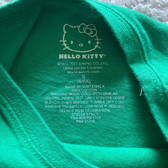 Hello kitty t shirt - Picture 2 of 2